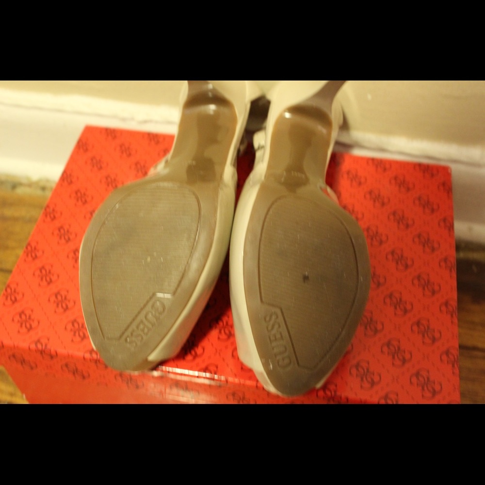 GUESS Neutral High Heels - Picture 3 of 4